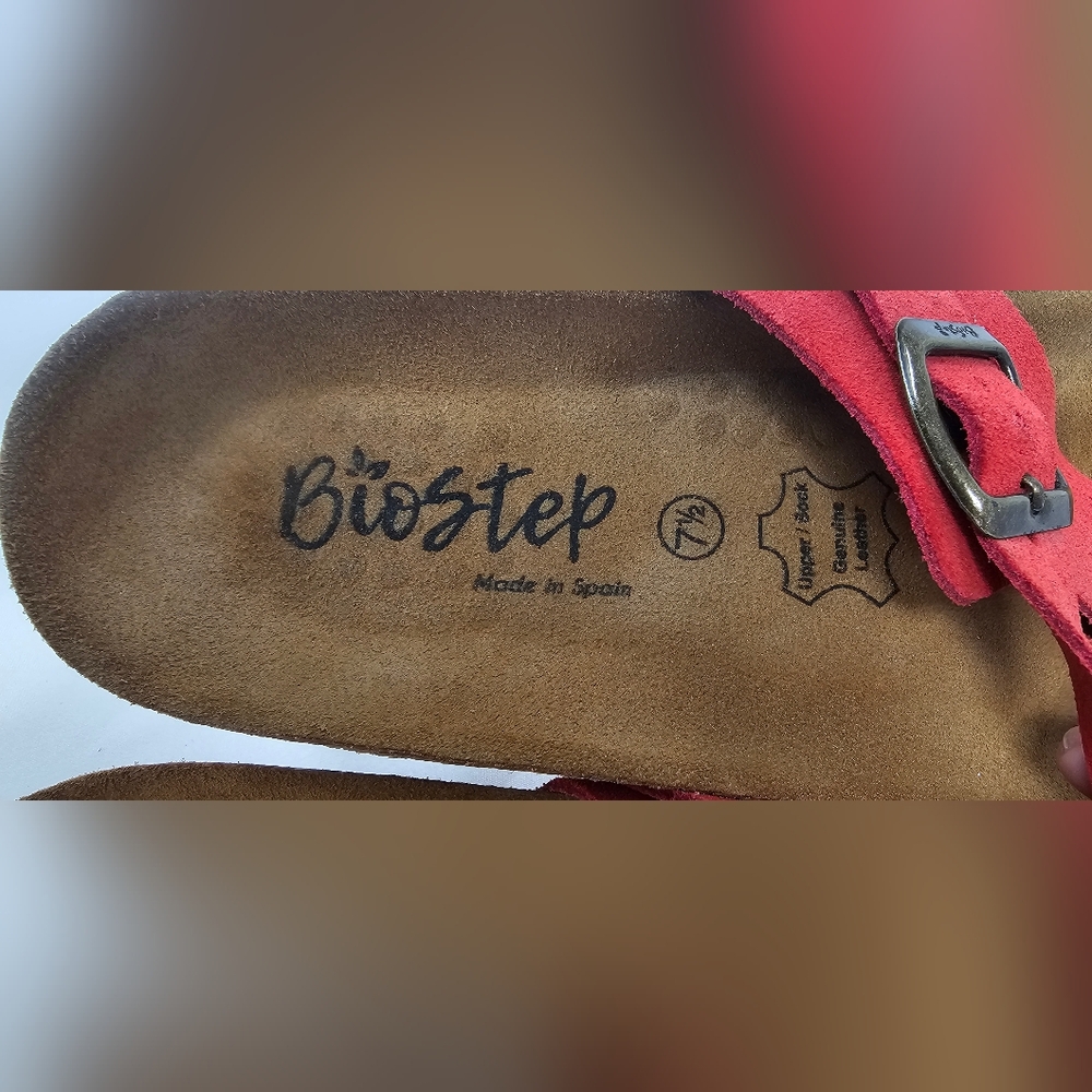 BioStep Women's Red Suede Buckle Thong Sandals Cork Footbed Size 7.5 NEW - Picture 12 of 13